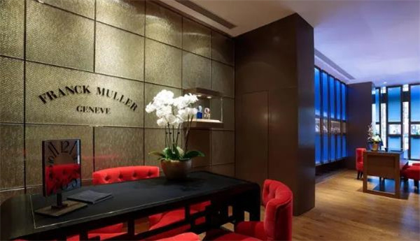 法穆兰进水有雾气怎么回事 法穆兰进水有雾气怎么回事