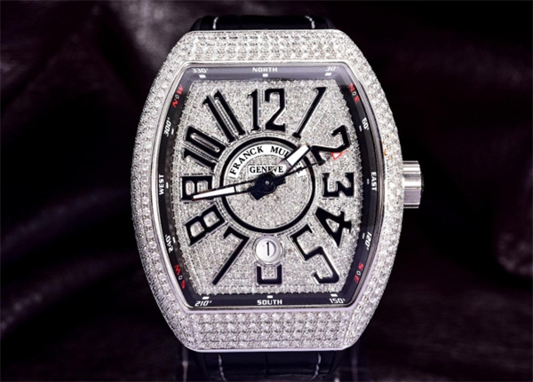 法穆兰手表表盘有划痕处理方法大全